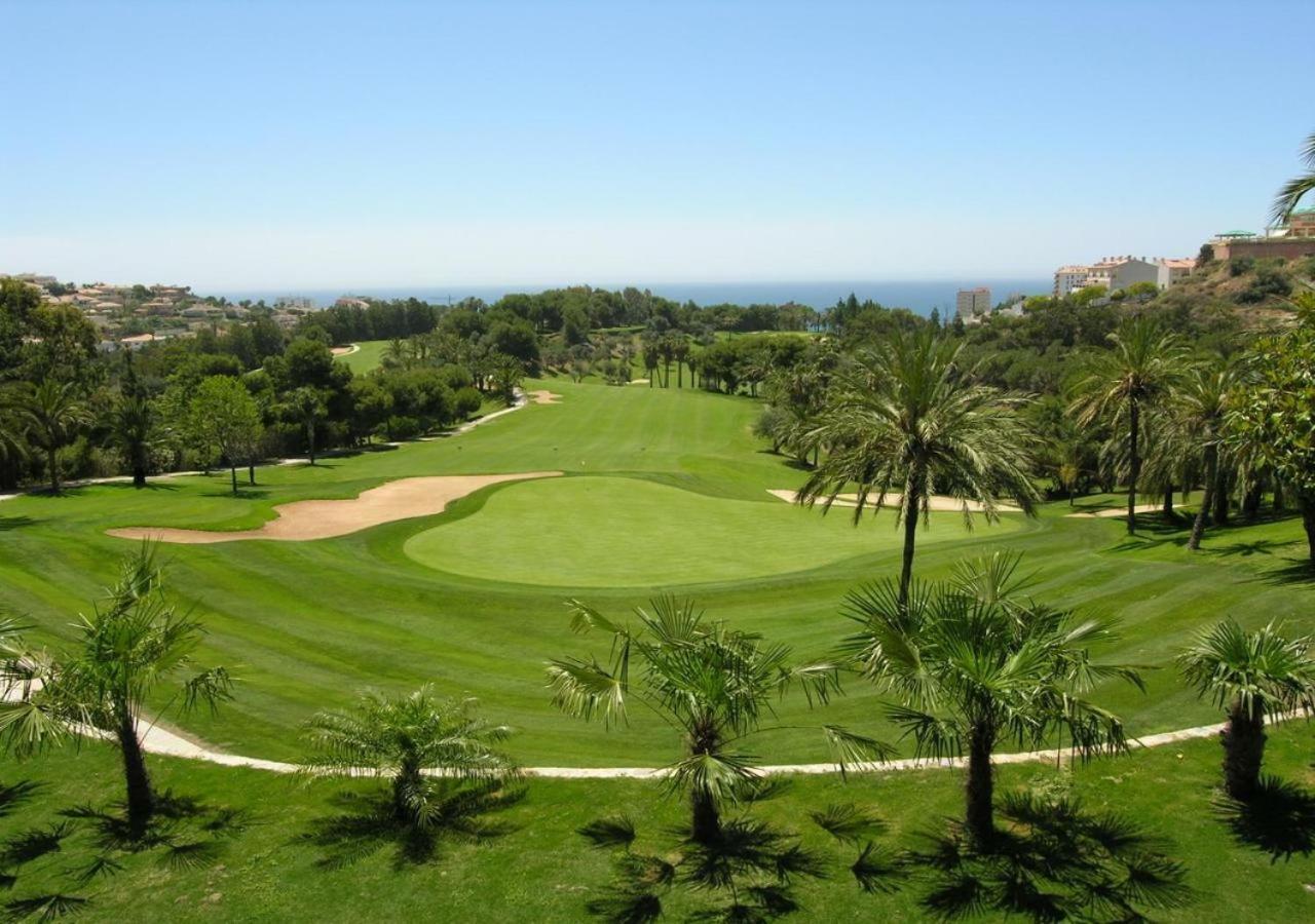 Hercules Paradise 531 Apartamento Con Vistas Al Mar Mediterraneo En Benalmadena A Pasos Del Centro Y Su Vibrante Zona Comercial Disfruta De Una Experiencia Unica En La Costa Del Sol Malaga Andalucia Well-Connected To The Airport Benalmádena Exterior foto