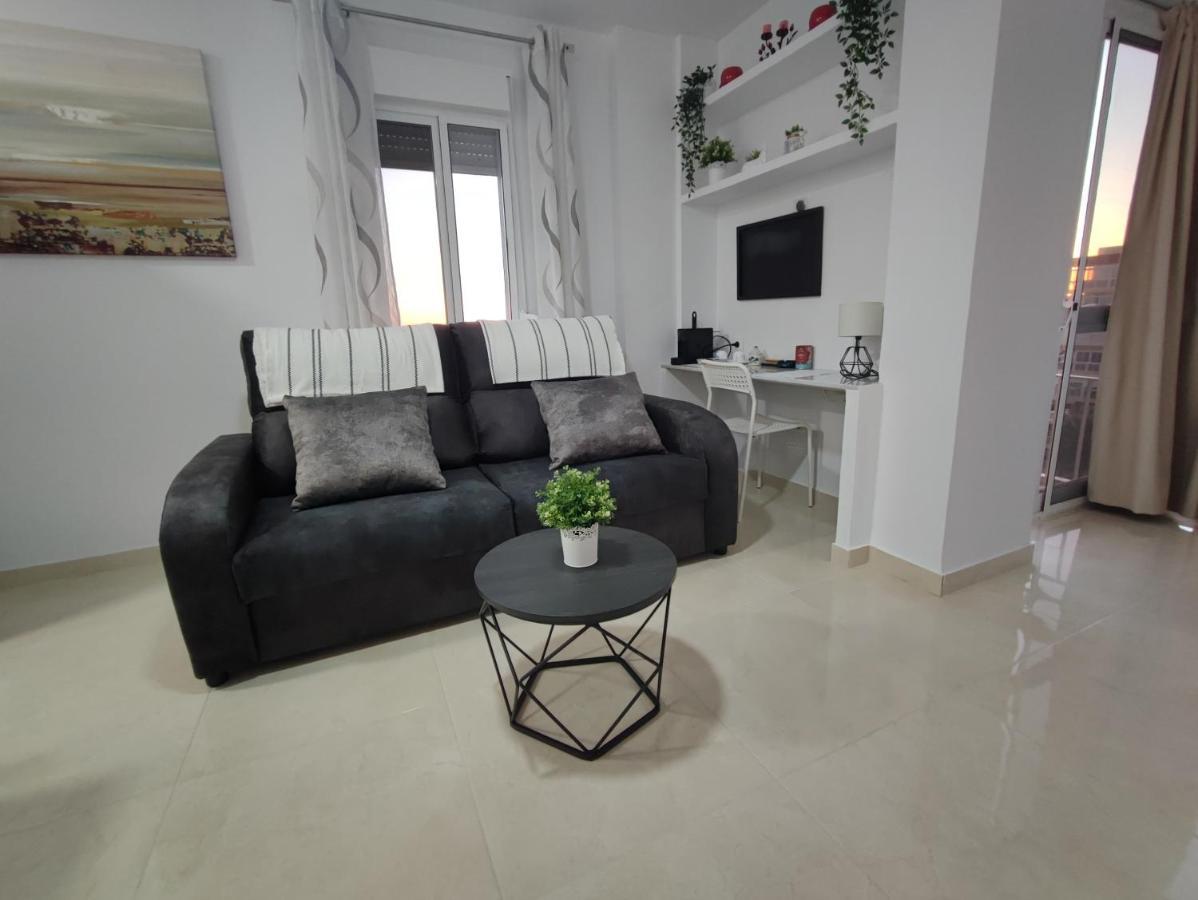 Hercules Paradise 531 Apartamento Con Vistas Al Mar Mediterraneo En Benalmadena A Pasos Del Centro Y Su Vibrante Zona Comercial Disfruta De Una Experiencia Unica En La Costa Del Sol Malaga Andalucia Well-Connected To The Airport Benalmádena Exterior foto
